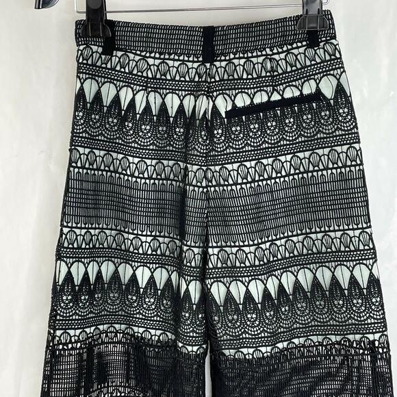 Self Portrait Black Mint Sheer Guipure Lace Culottes Pants NWT Size US 4 - Picture 5 of 12